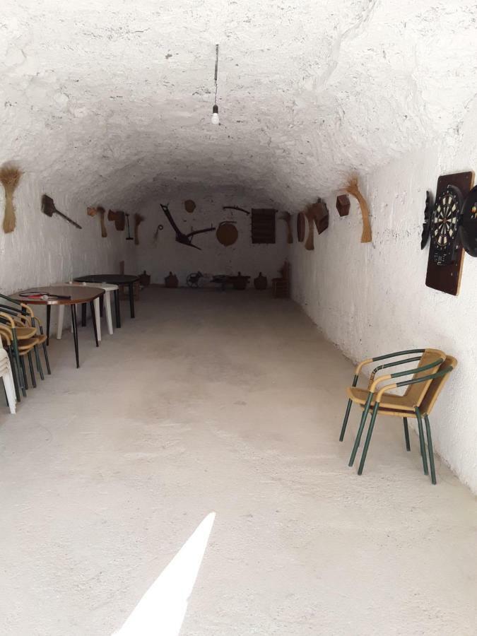Cuevas Lourdes Villa Benamaurel ภายนอก รูปภาพ